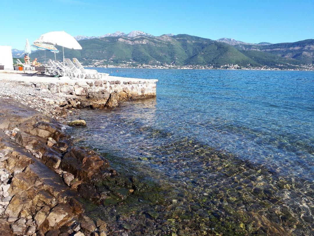 Apartments Sino More Tivat Eksteriør bilde